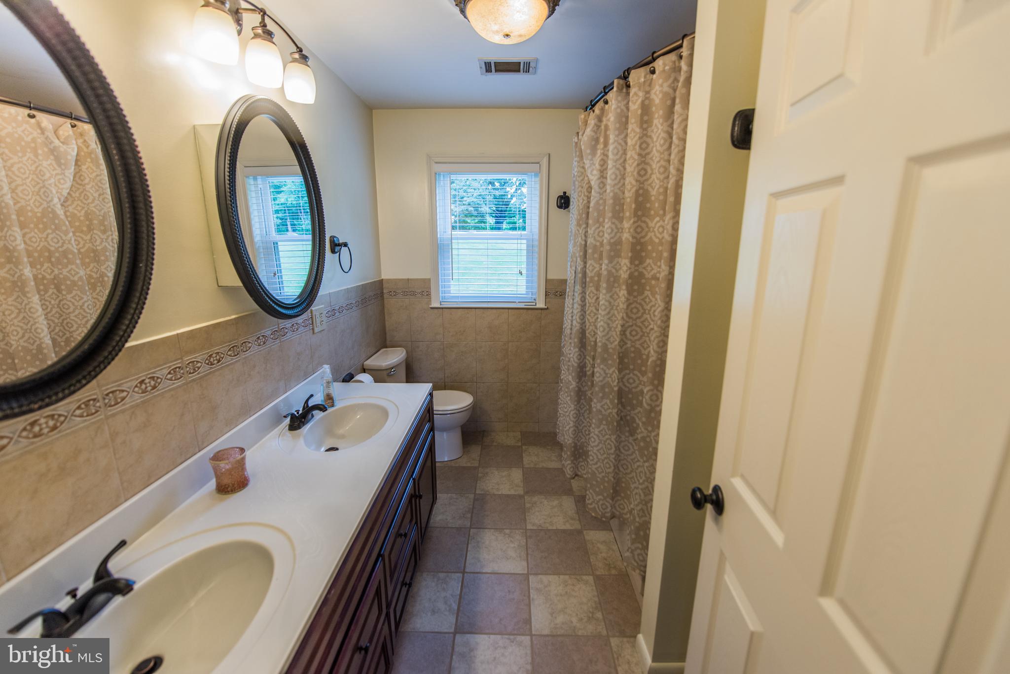 SUMMIT POINT - Residential