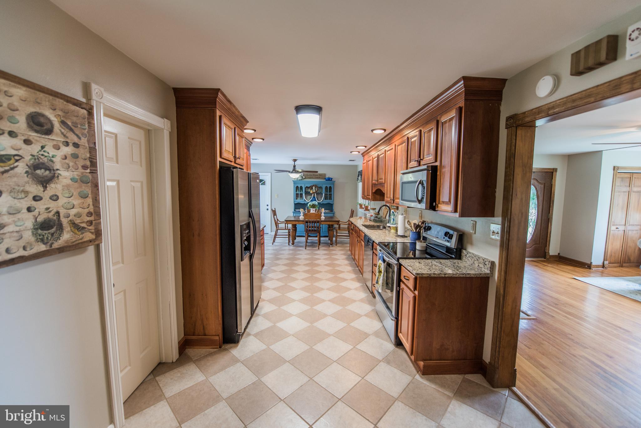 SUMMIT POINT - Residential