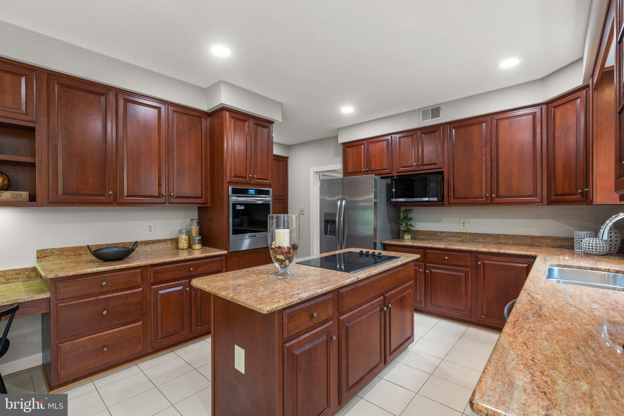 NORMANDY HILLS - Residential