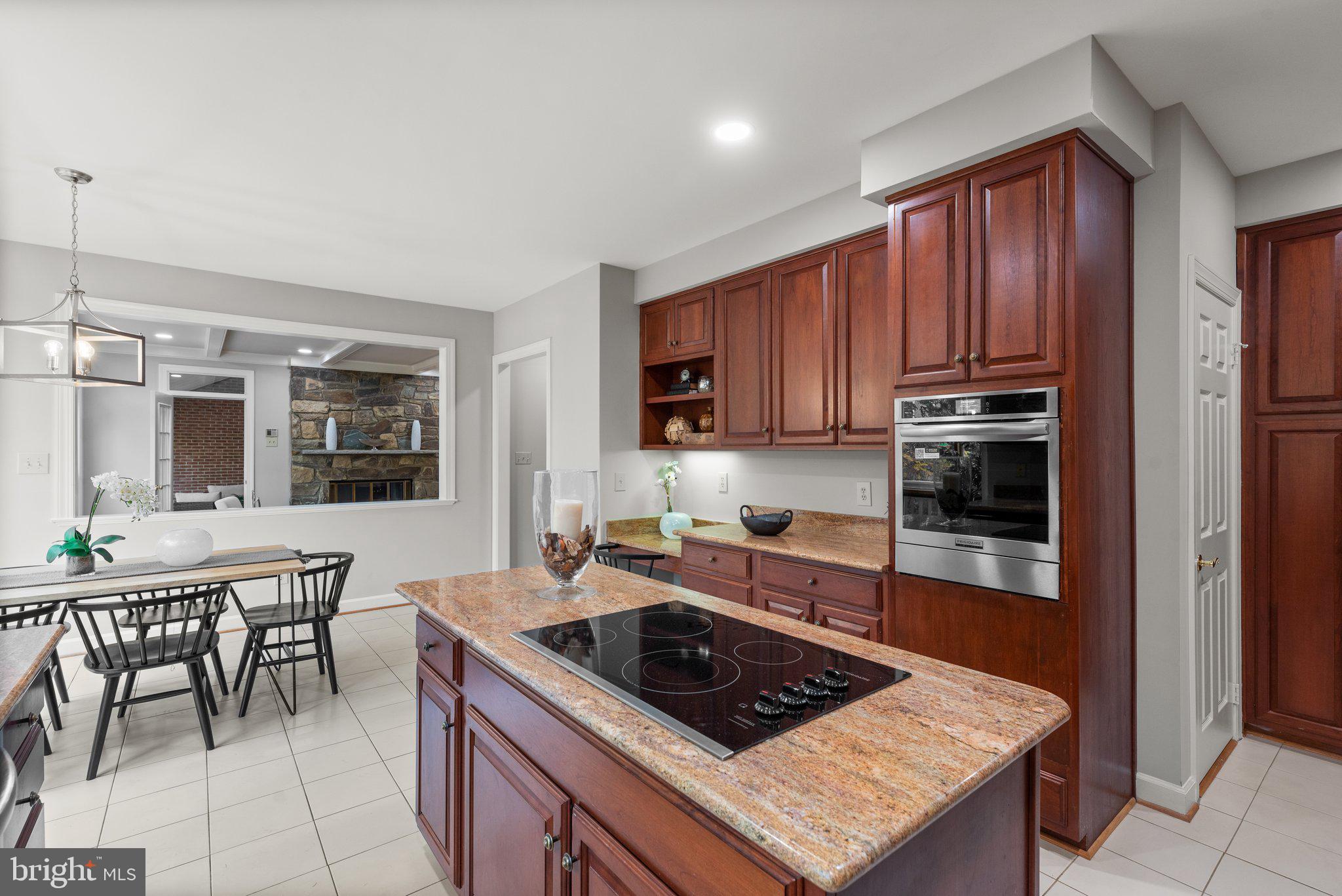 NORMANDY HILLS - Residential