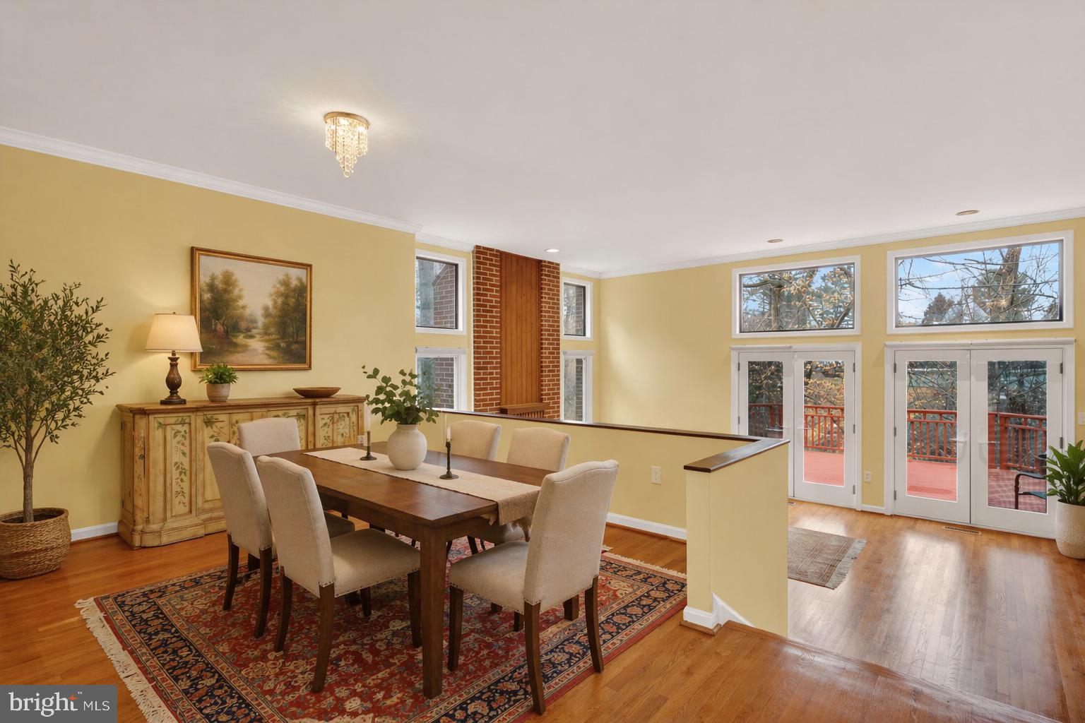 POTOMAC OUTSIDE - Residential