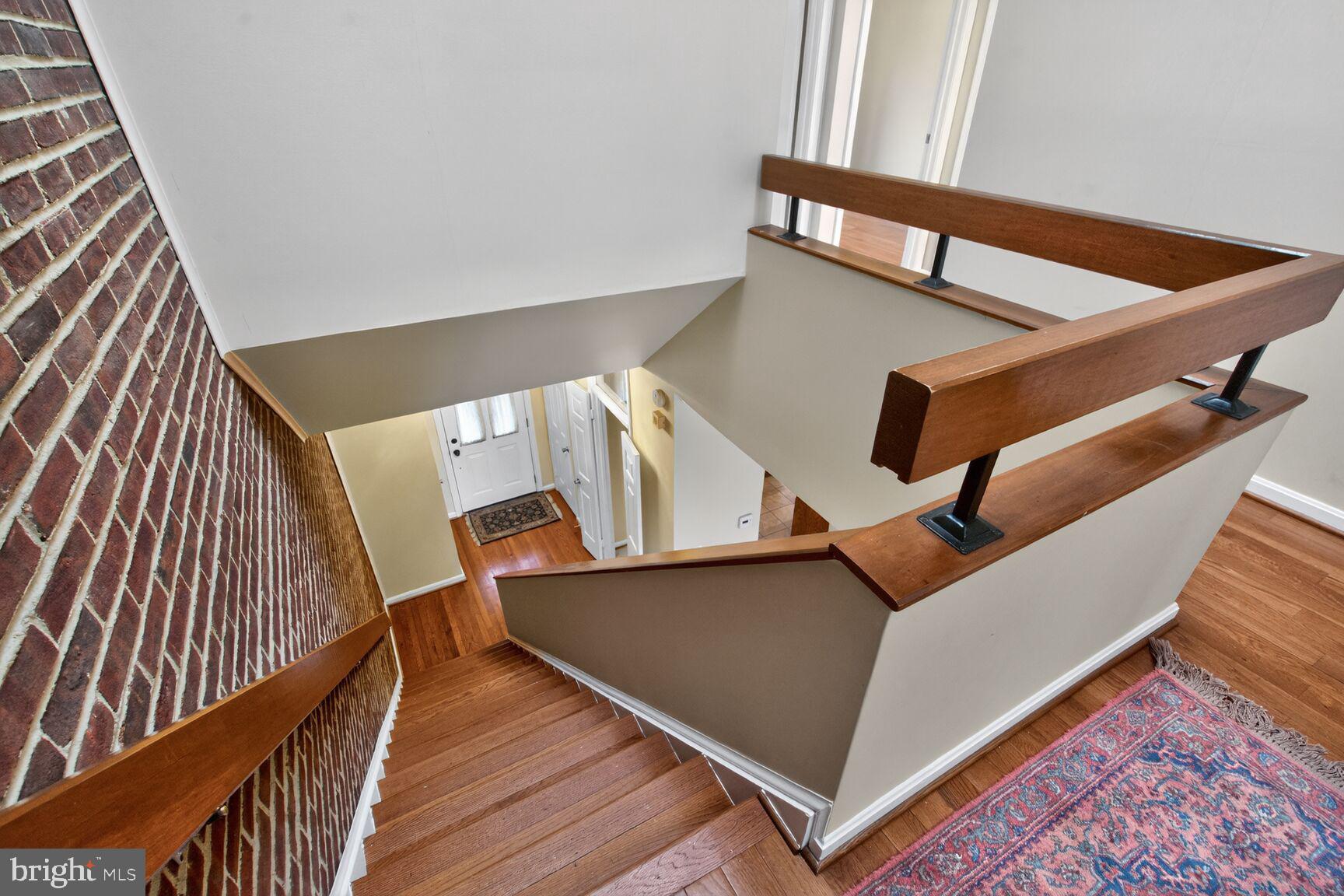 POTOMAC OUTSIDE - Residential