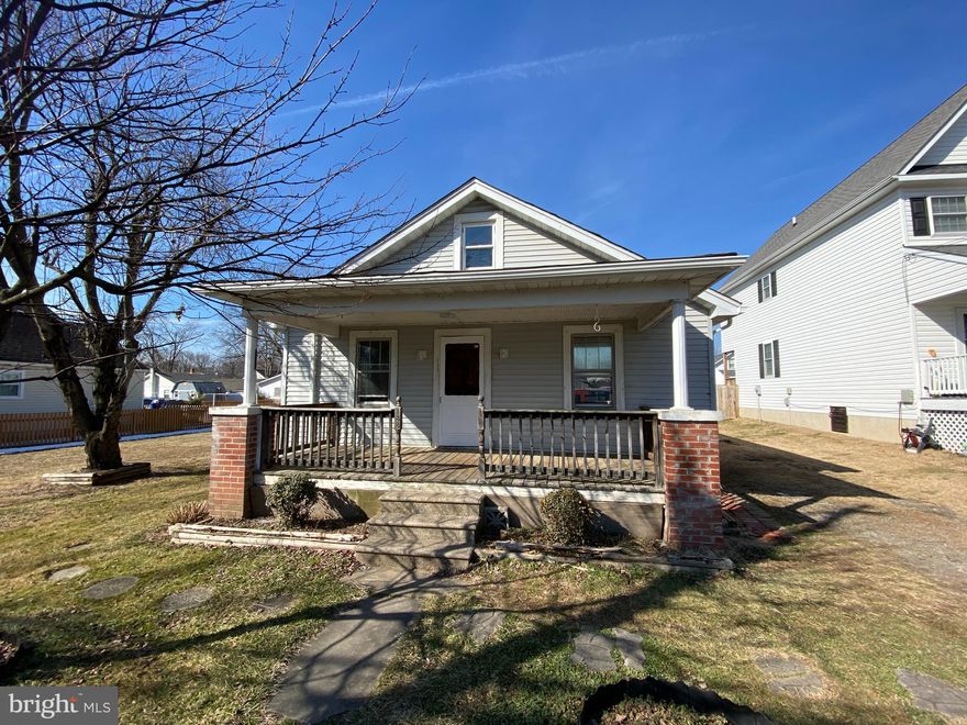 Explore the charm of this delightful 3-bedroom, 1-bathroom cottage-style home, perfectly situated near Shannon Airport, the Fredericksburg Field House, and the Dixon Park Pool! Step inside to find hardwood and laminate flooring throughout, creating a warm and inviting atmosphere.

Relax on the cozy front porch or unwind on the small back deck, both offering tranquil spaces for your enjoyment. The residence comes complete with a storage shed out back, providing practical solutions for your storage needs. Embrace the outdoors in the generously sized backyard, making this home a haven of comfort and charm.

*Washer Hookup Available

*Dryer Conveys AS-IS

******************************************************************************************************************

CREDIT: All Credit Considered
PETS: Yes, case-by-case
PET FEE: $450/pet non-refundable fee
VOUCHERS: Housing Choice Vouchers accepted
UTILITIES: Tenant Pays All
APPLICATION FEE: $60 per applicant
SECURITY DEPOSIT:  Minimum One month's rent (Please note that in certain cases, a double deposit may be required)
RESIDENT BENEFIT PACKAGE: $25/month
LEASING FEE:  $125 One time due with Move-in Funds.