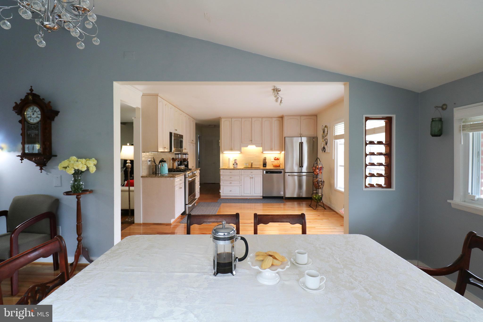 322 MOUNT VERNON PLACE