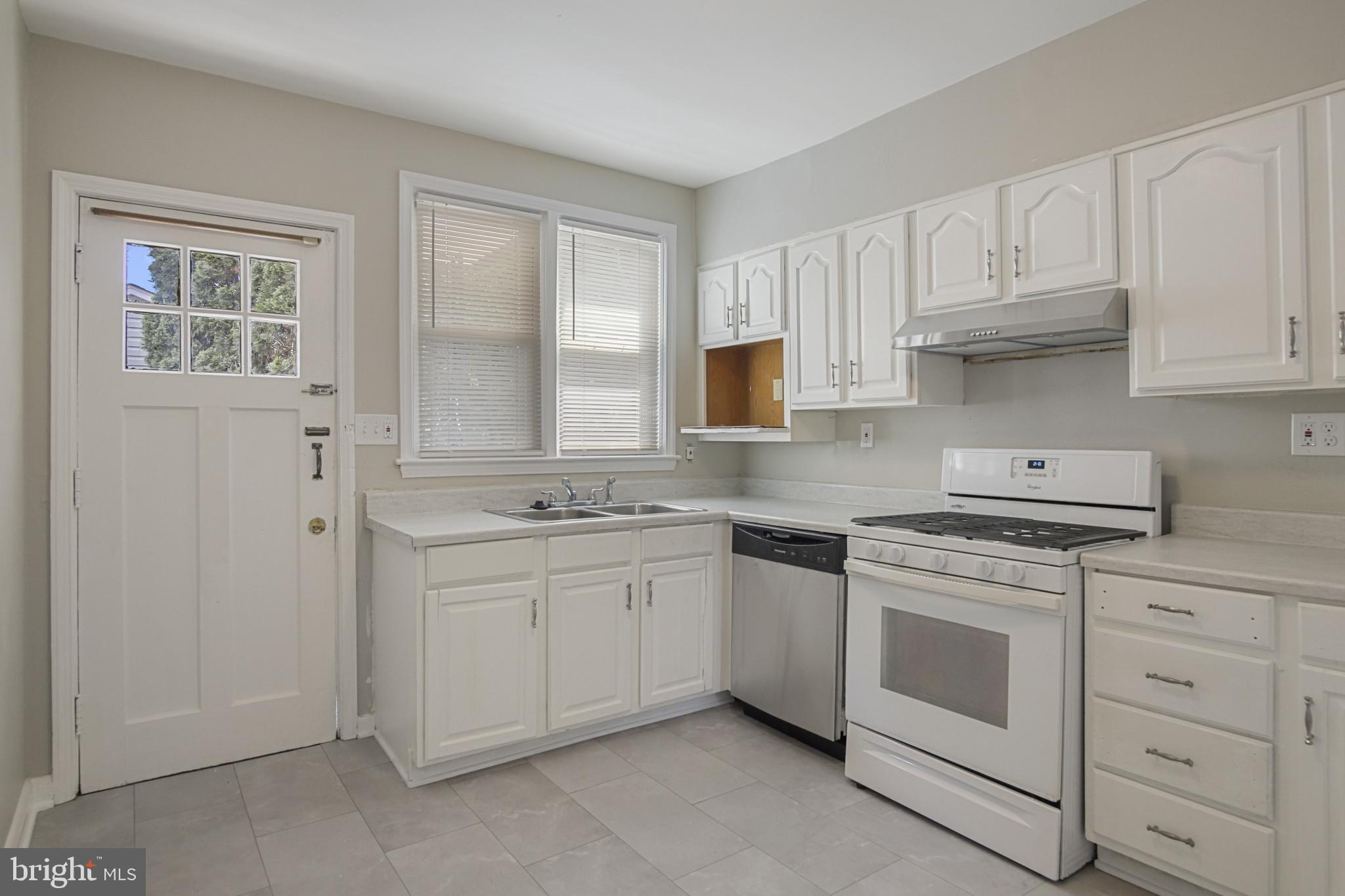 SUDBROOK PARK - Residential