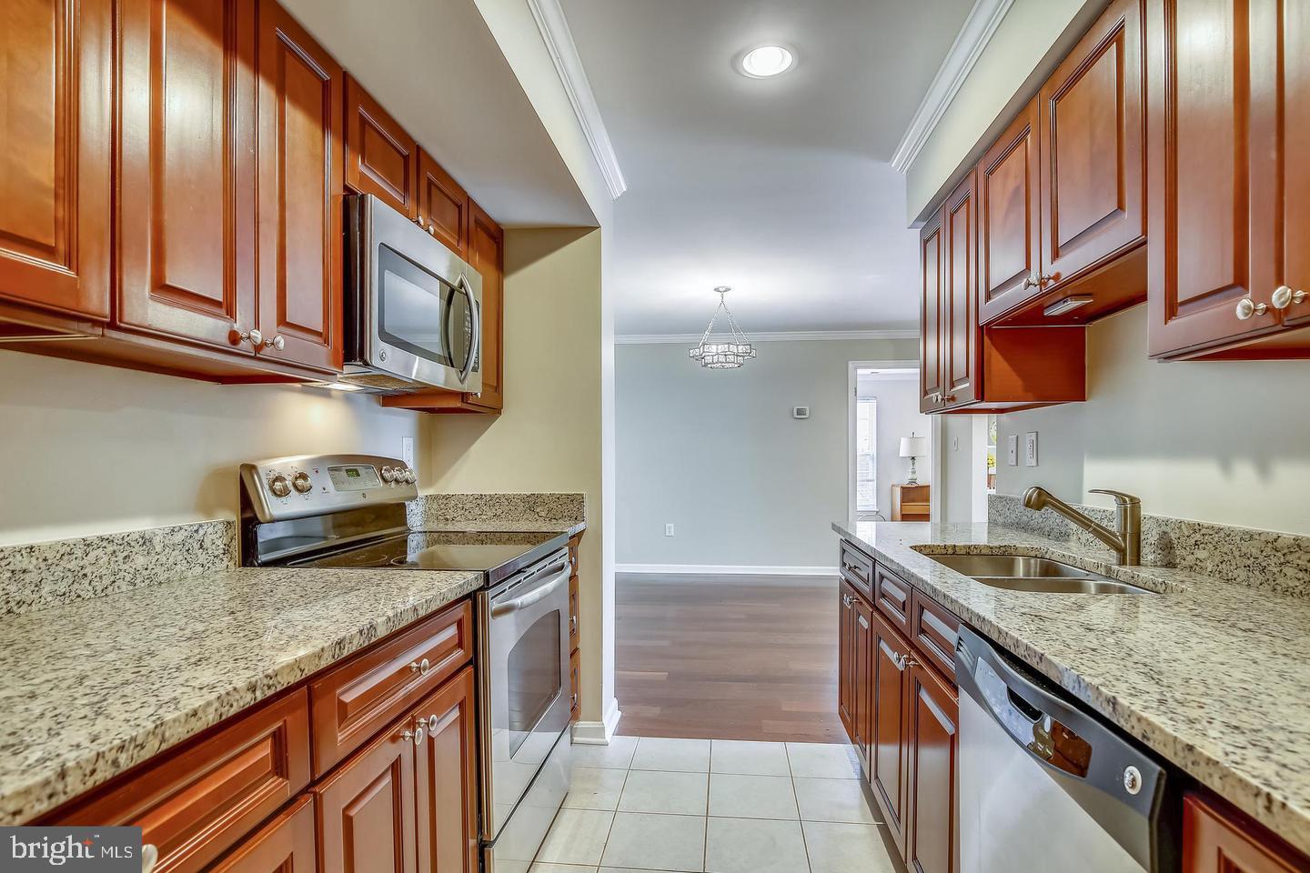 TREVOR HOUSE - Residential Lease