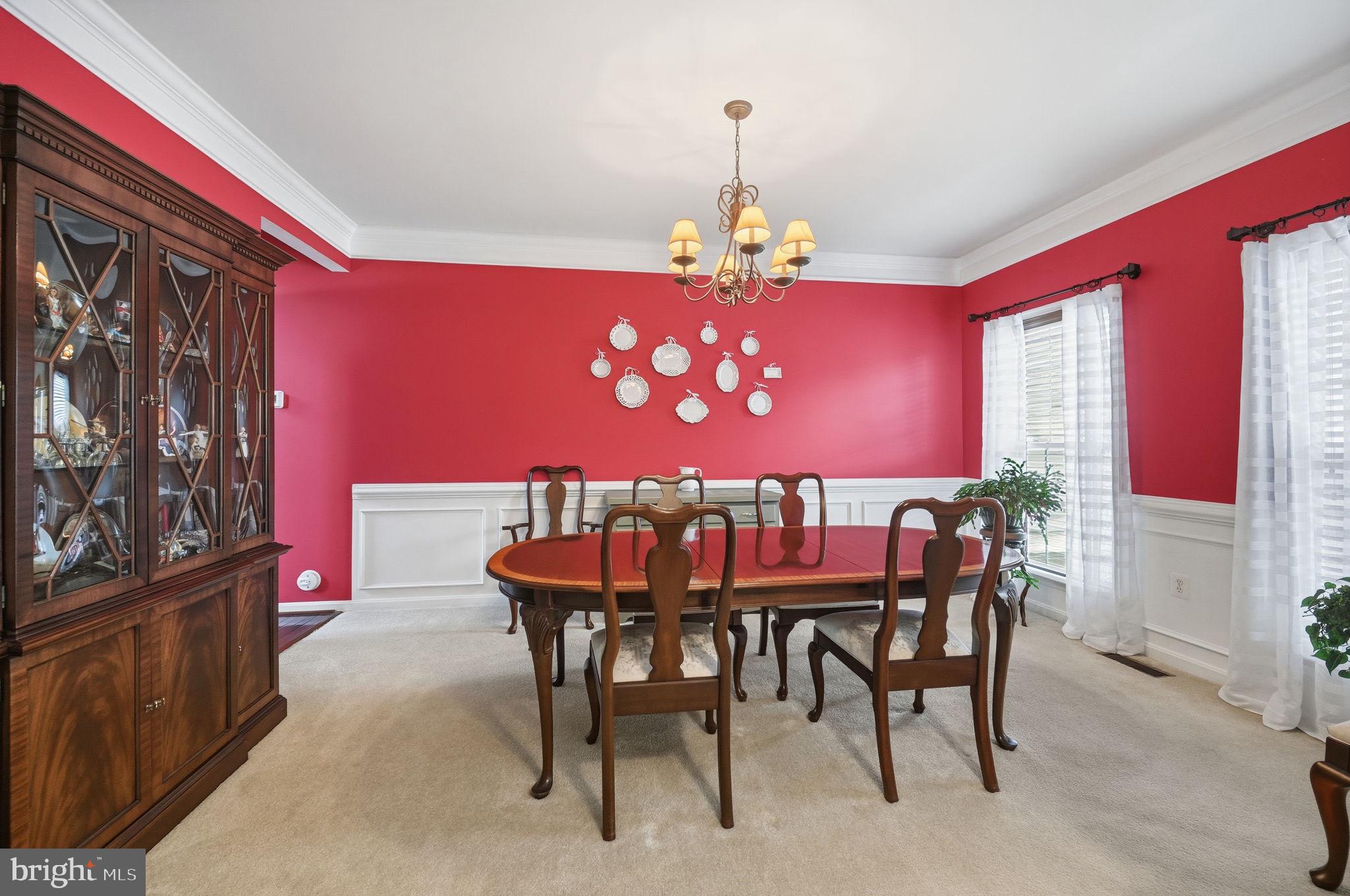 BROAD RUN OAKS - Residential