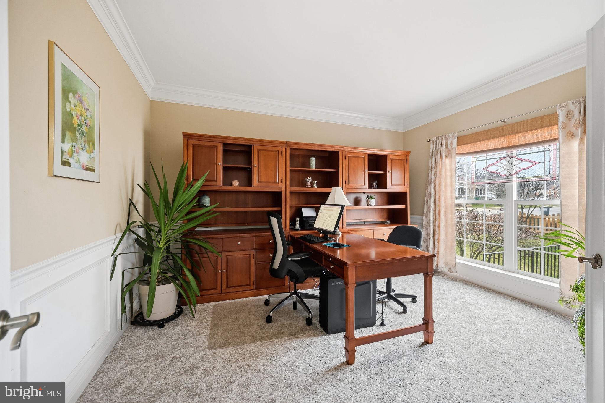 BROAD RUN OAKS - Residential