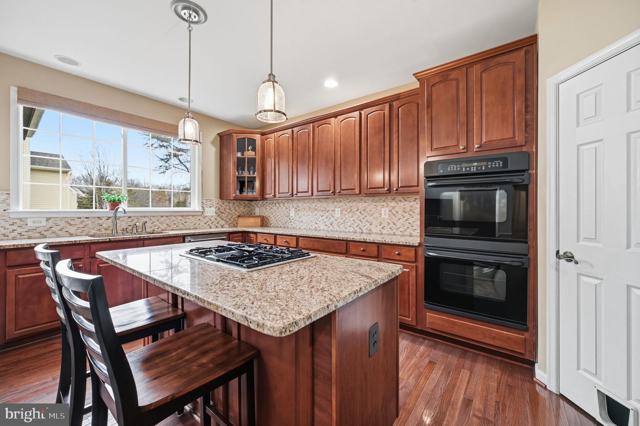 BROAD RUN OAKS - Residential