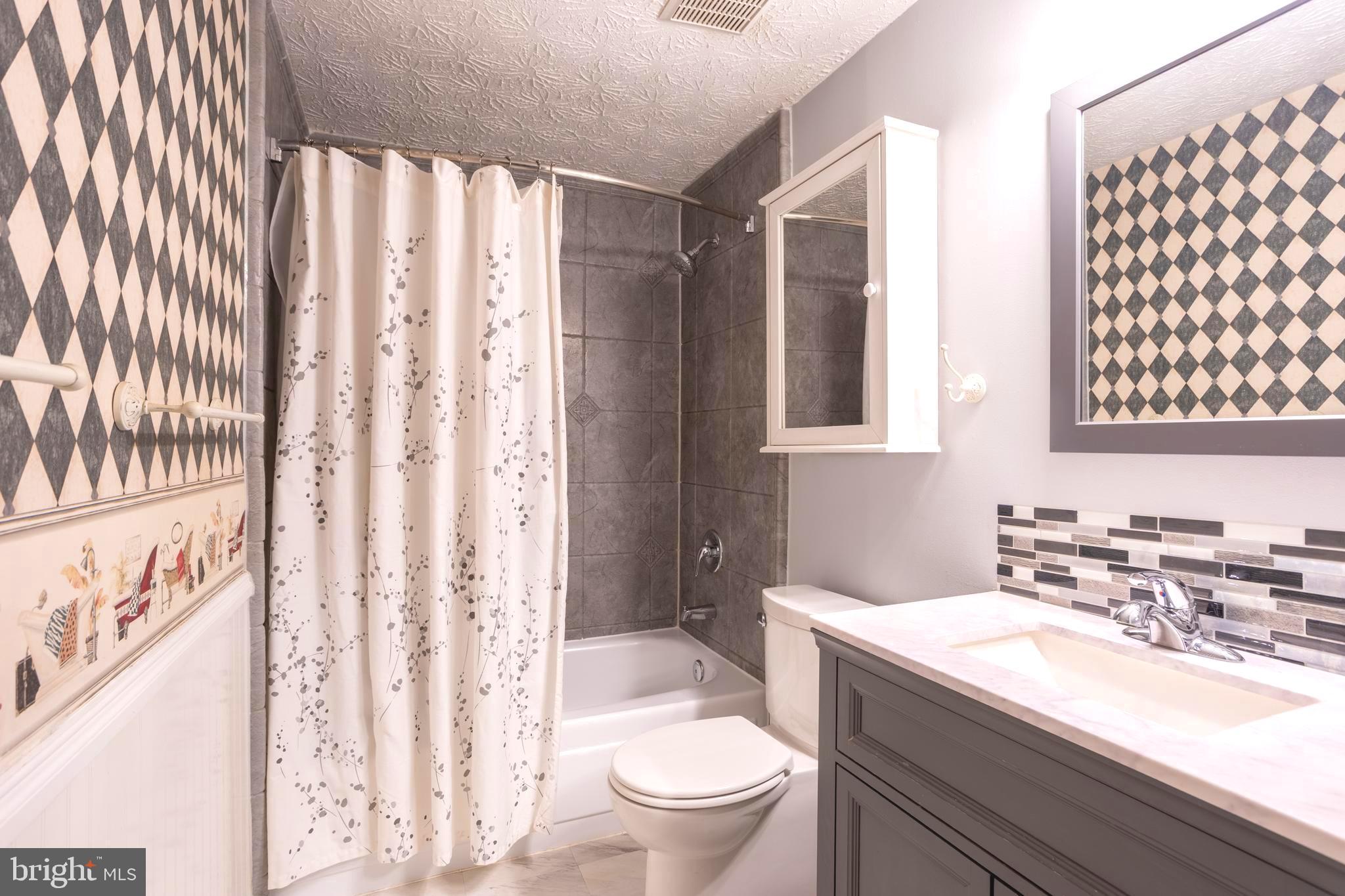 TRAILWOOD - Residential