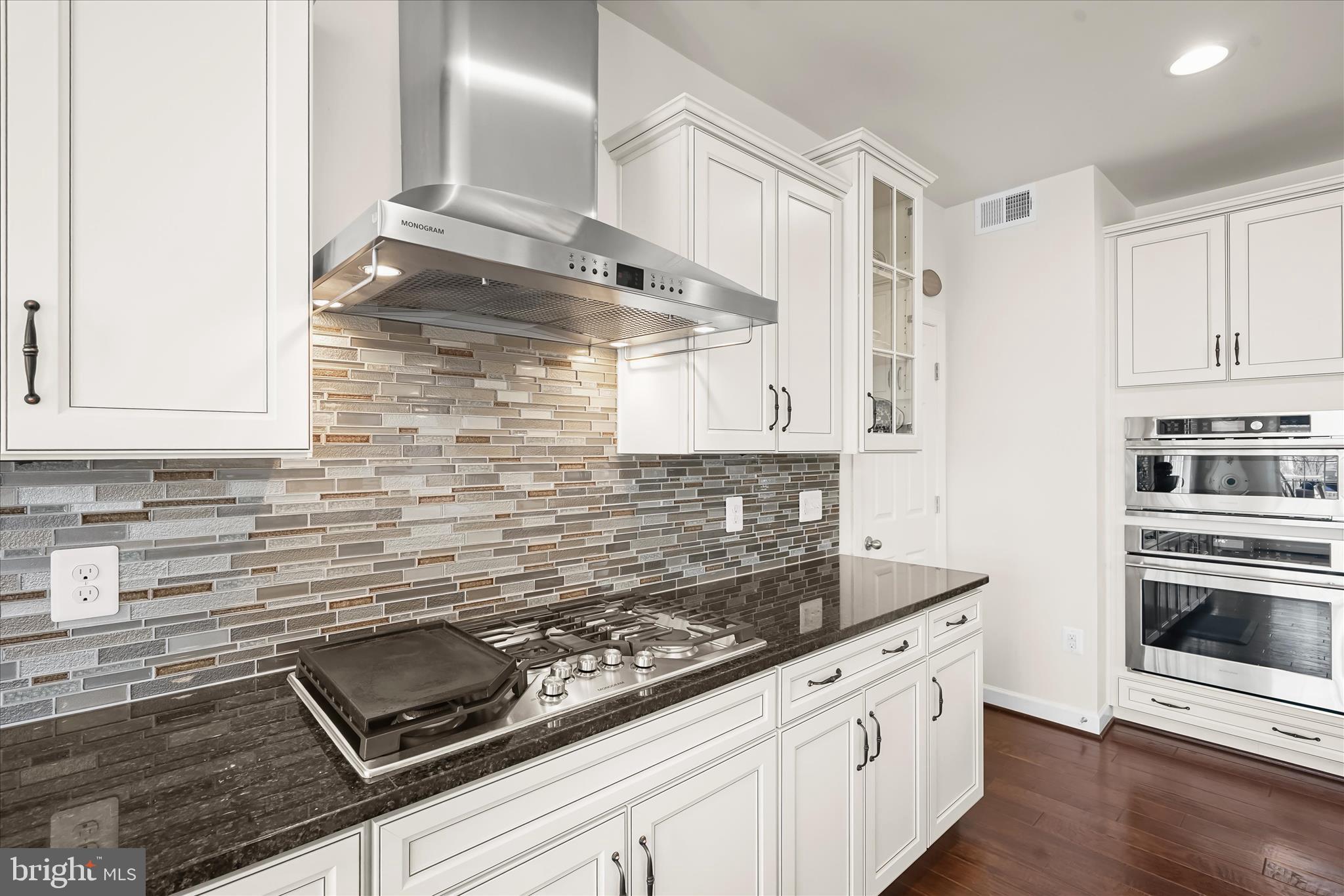 RESERVES AT WHEATLANDS - Residential