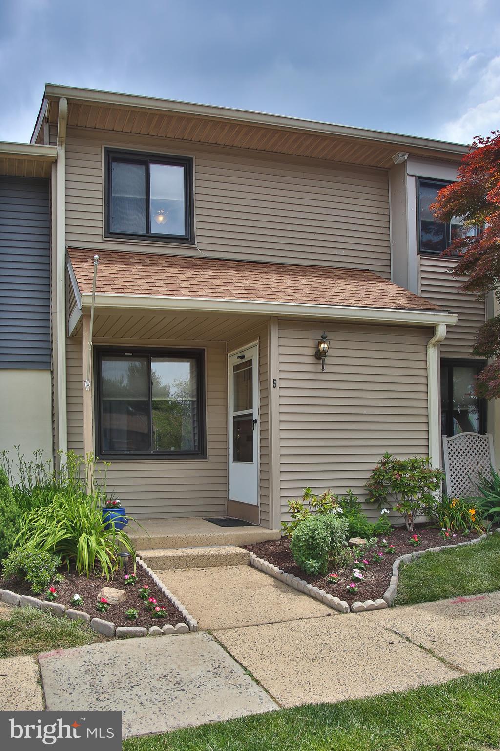 Why rent when you can own this lovely home? Perfect for first time homebuyer or downsizer, this move in ready unit is in an established development, close to major roads, shopping, and dining. This lovely 2-bedroom, 2 bath townhome is waiting for you. Enter the large, bright living room and you will feel right at home. Recessed LED lighting and ceiling fans add to the brightness. Easy to entertain with the dining area right off the living room. Large galley kitchen with laundry area at the rear of the kitchen. White appliances compliment this space. Move upstairs to find 2 nicely sized bedrooms and full hall bath. Head downstairs to find a full, finished basement with a large bathroom, including a jetted tub. This space is waiting for you to decide how you would like to enjoy it. This property is in the award-winning Upper Moreland School District and is just minutes from the PA Turnpike and Routes 611 and 309. Schedule a showing today and see if you would like to call this house your HOME.