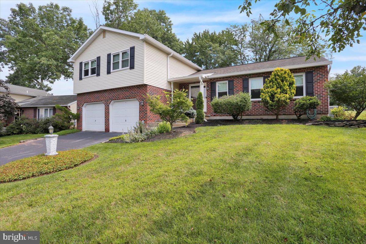 205 FAIRWAY DRIVE