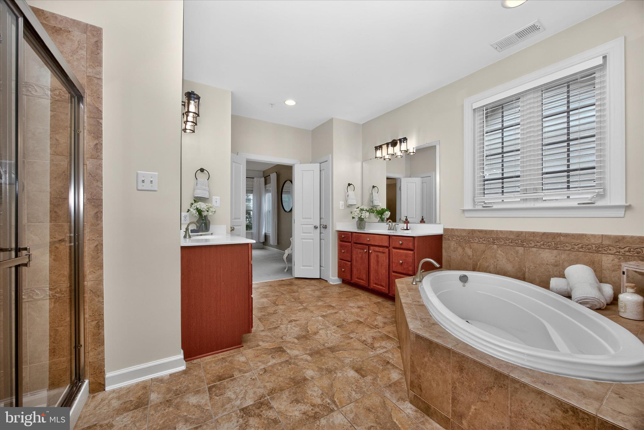 VILLAGES OF URBANA - Residential