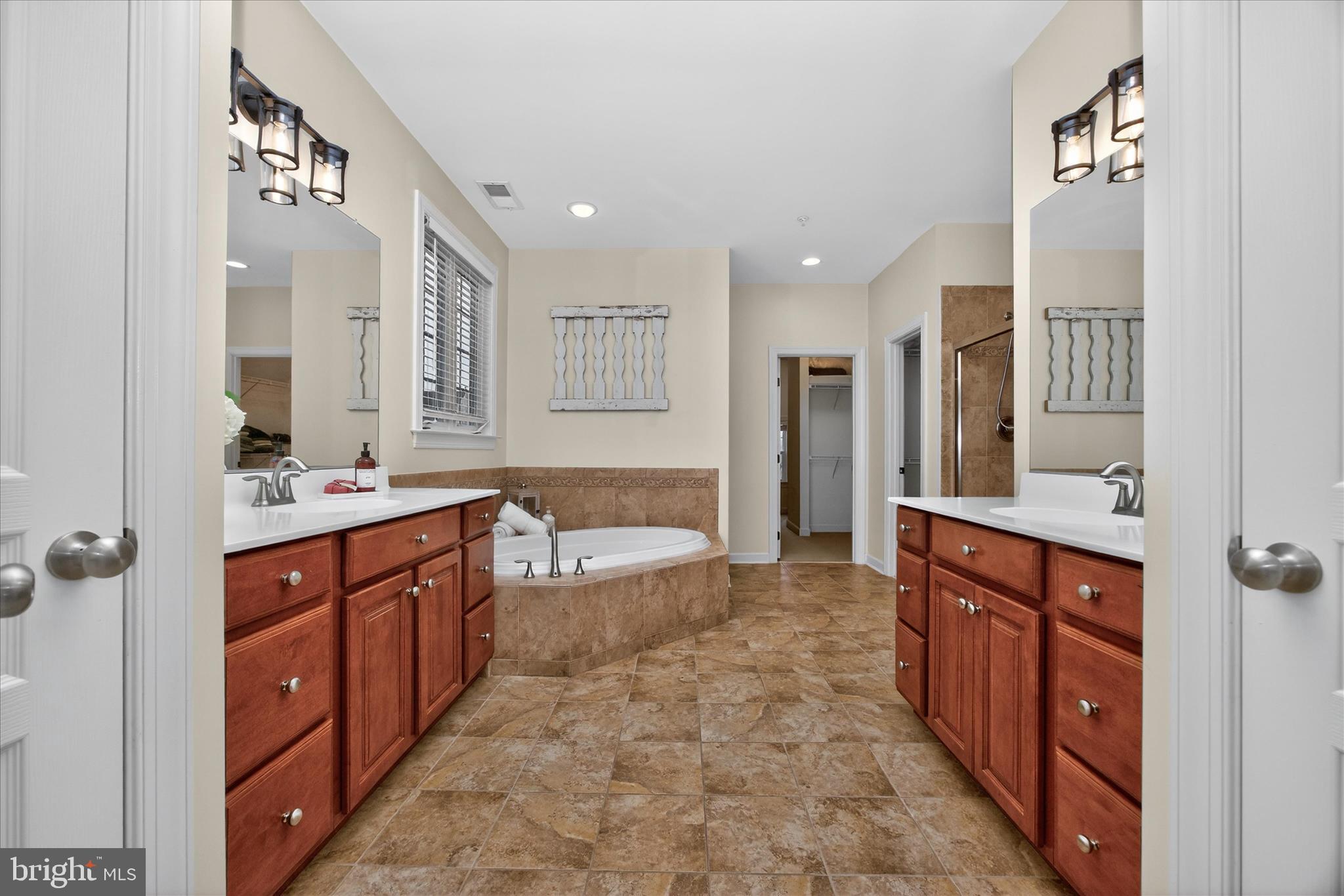 VILLAGES OF URBANA - Residential