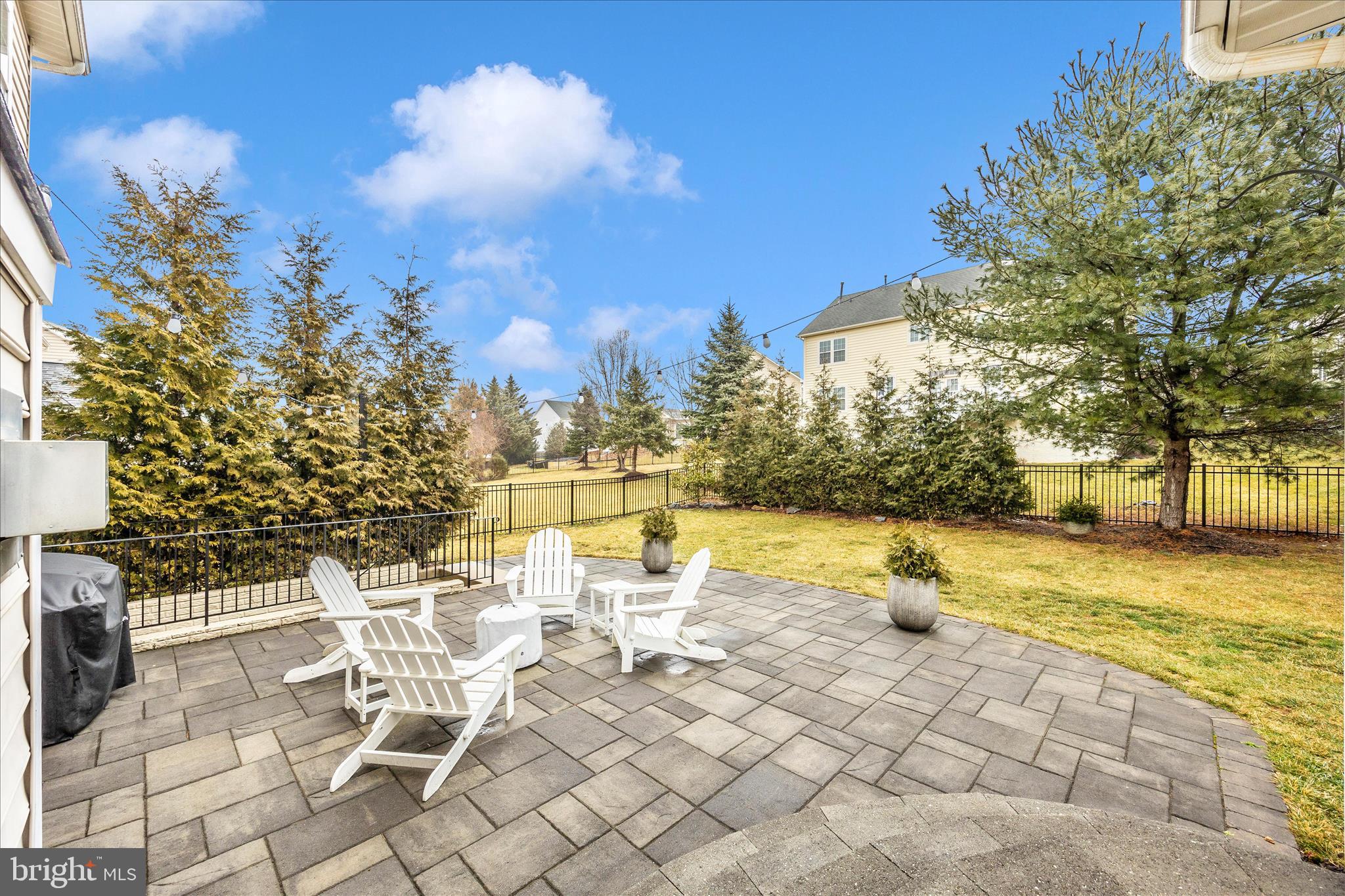 VILLAGES OF URBANA - Residential