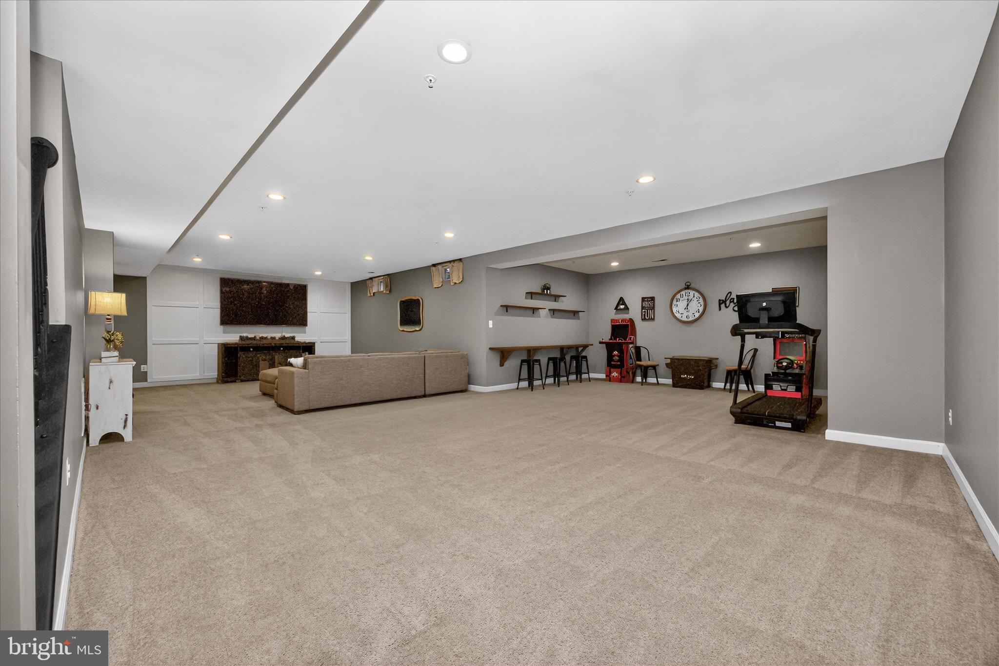 VILLAGES OF URBANA - Residential