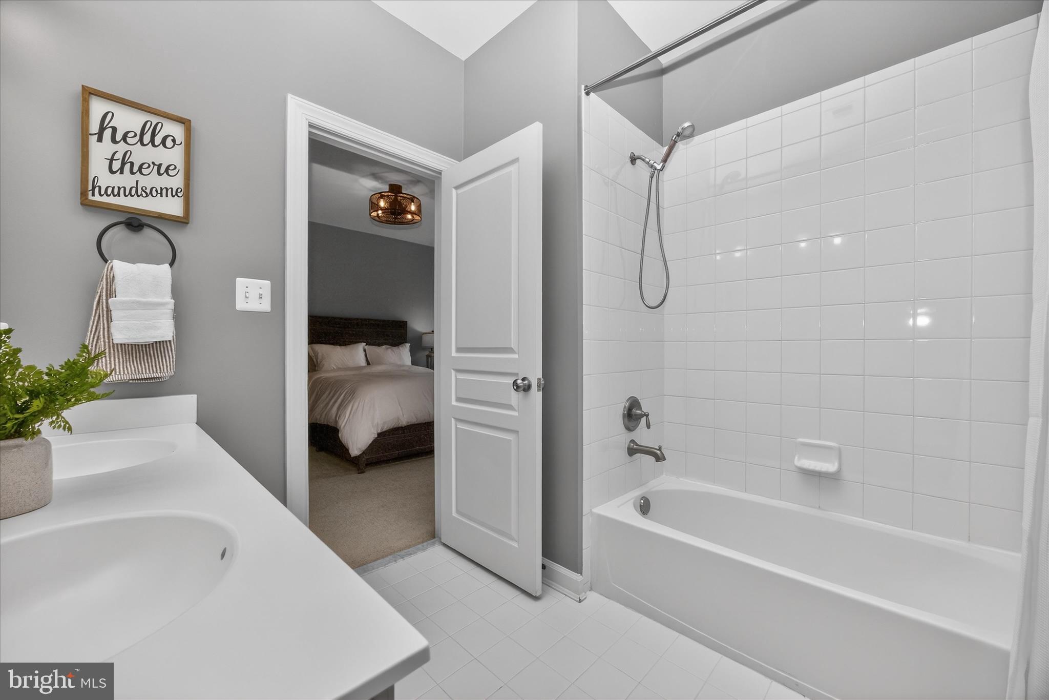 VILLAGES OF URBANA - Residential