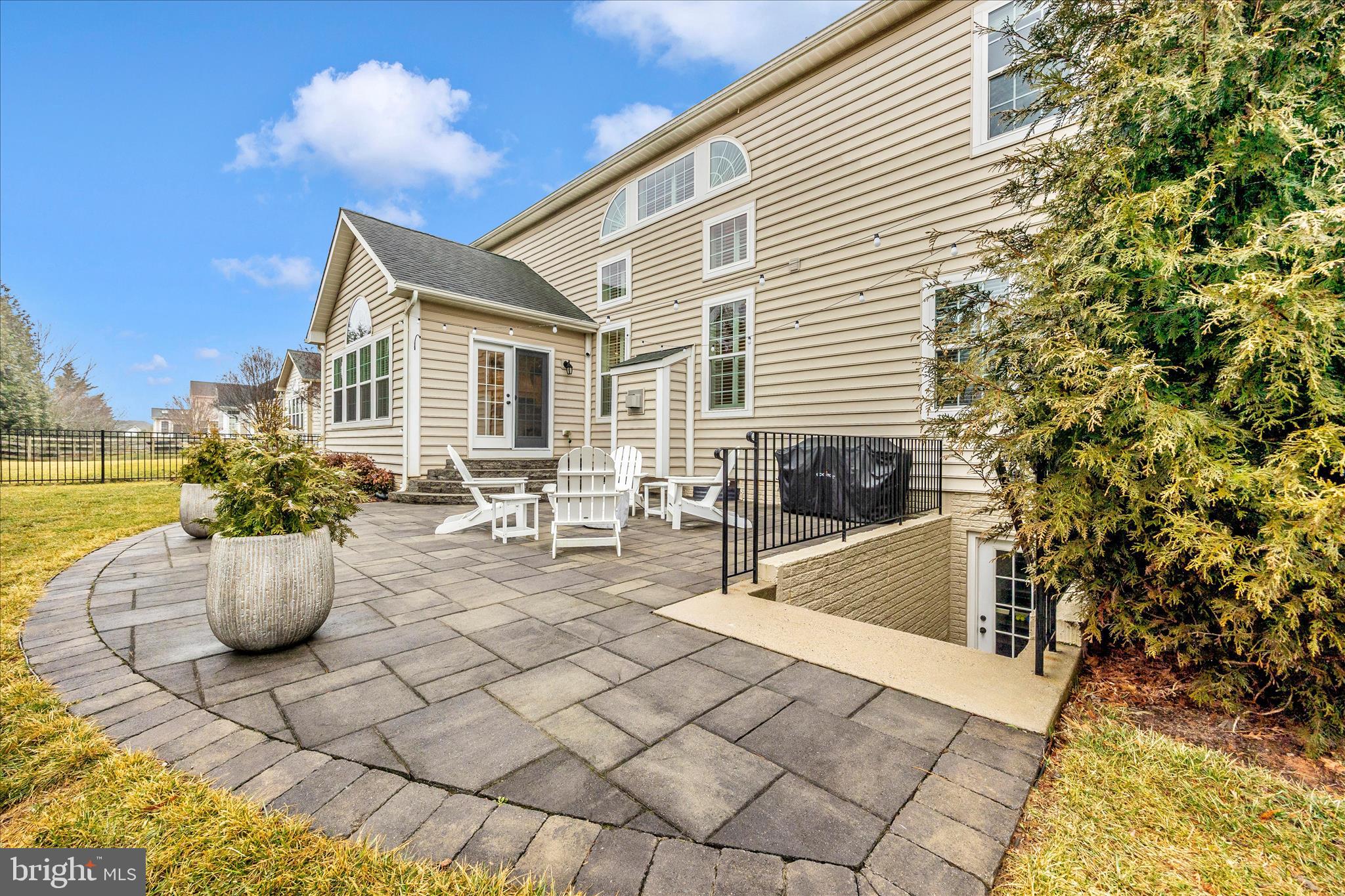 VILLAGES OF URBANA - Residential