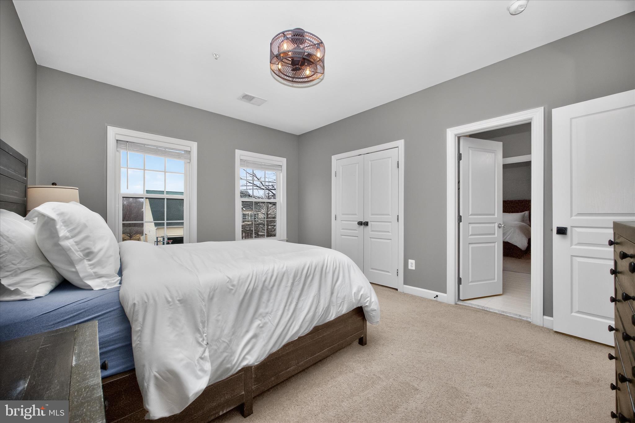 VILLAGES OF URBANA - Residential