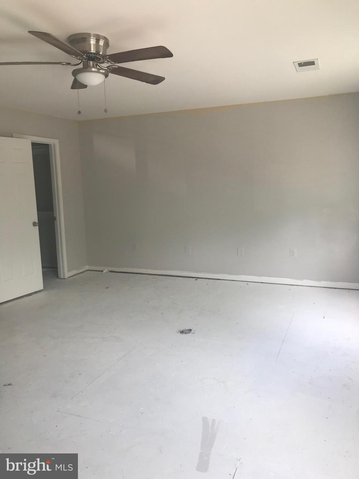 MUNROE GARDENS - Residential