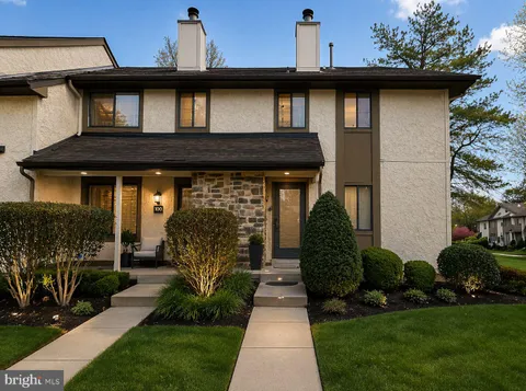 101 Hampshire Dr, Plainsboro, NJ MLS: NJMX2011818