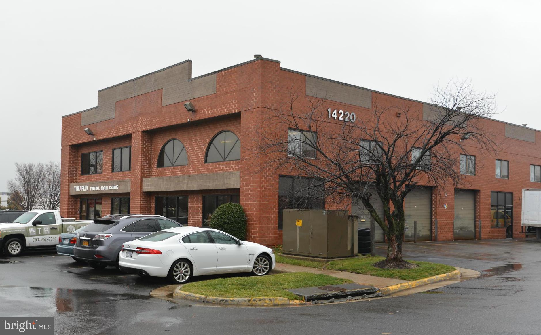 14220 SULLYFIELD CIRCLE L, M L, M