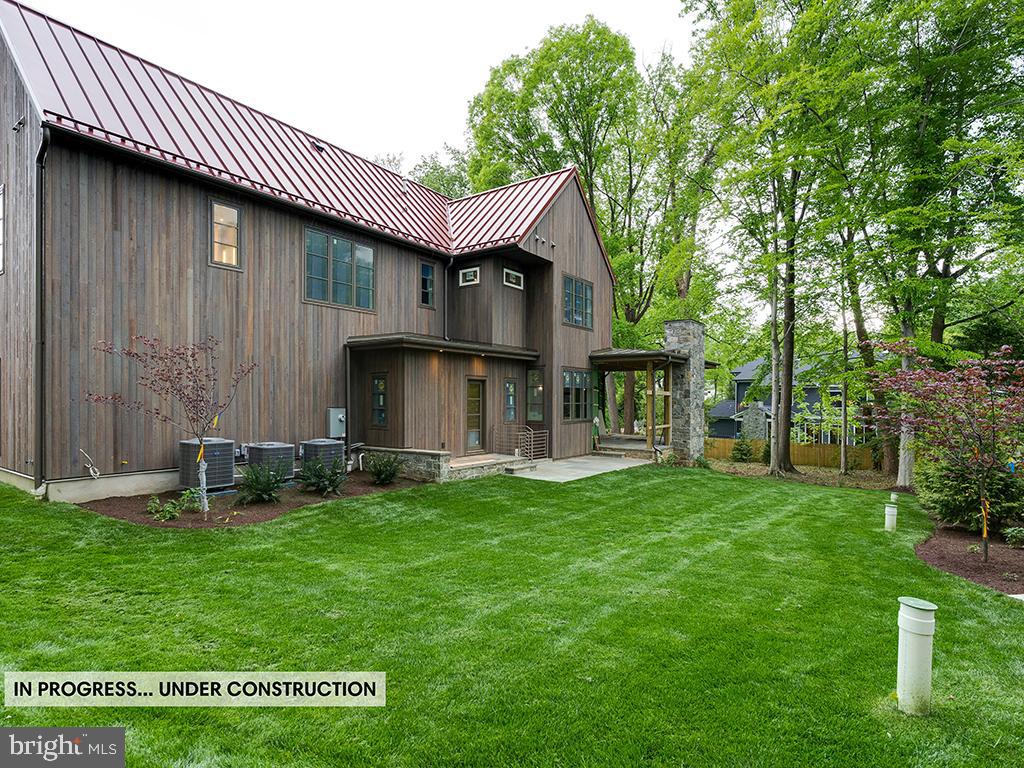 LONGWOOD - Residential