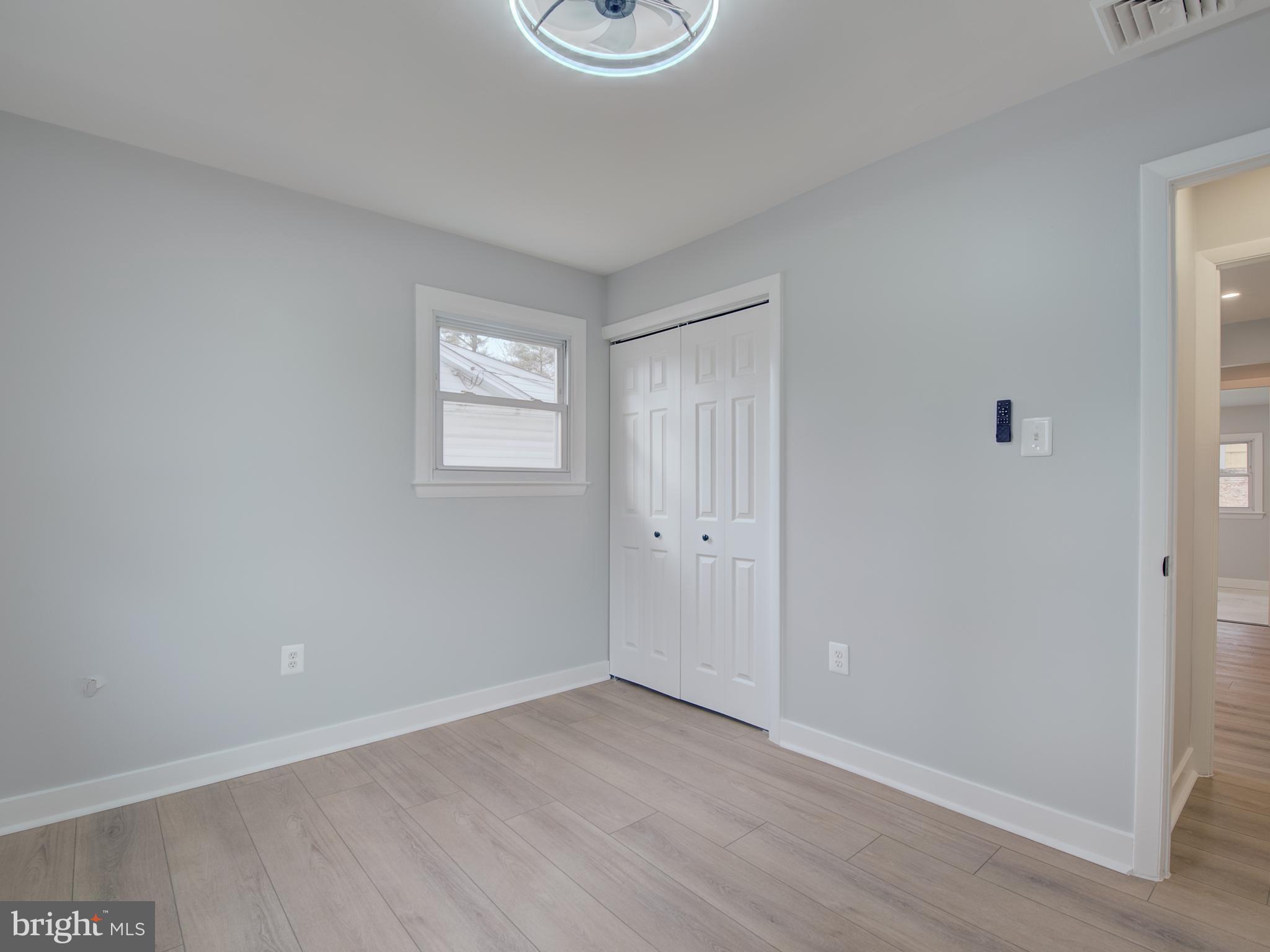 SUBURBIA - Residential