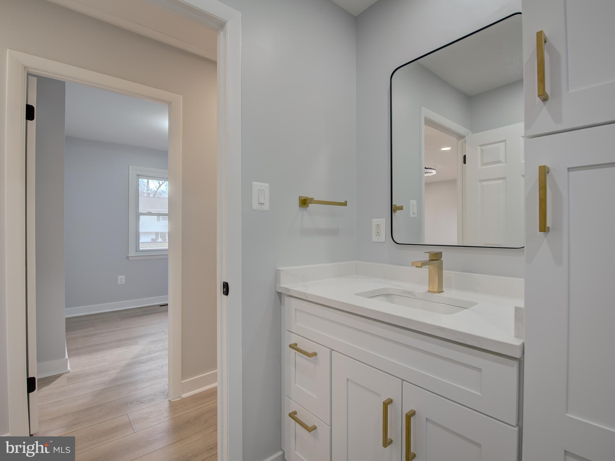 SUBURBIA - Residential