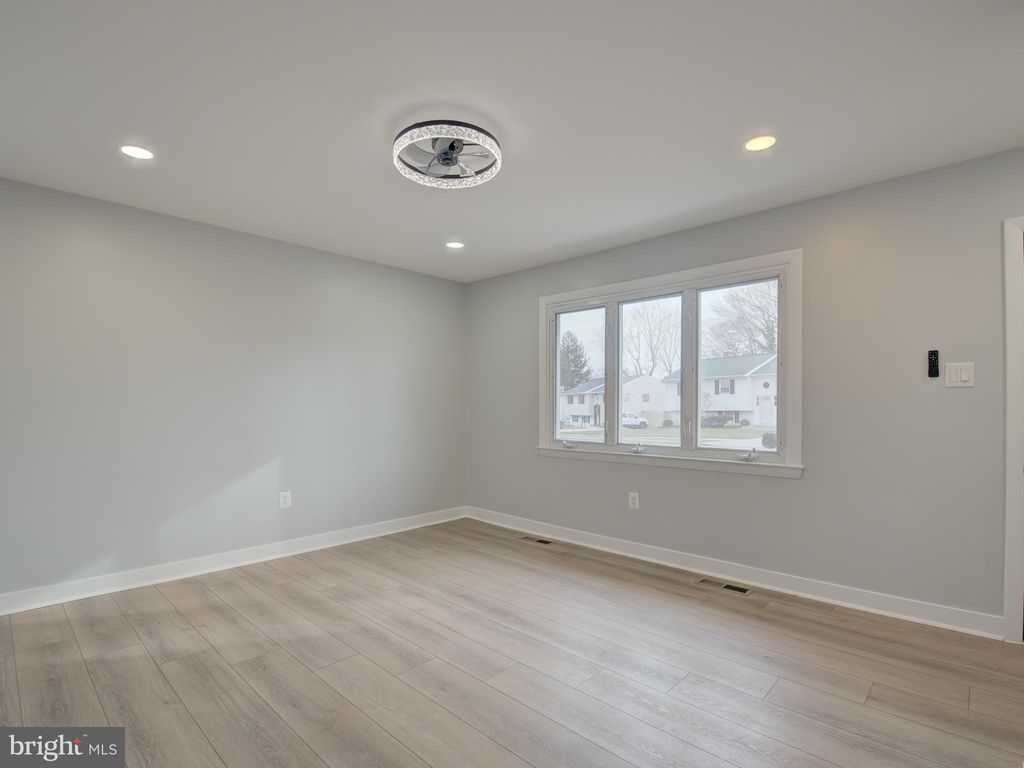 Photo of 208 Parkholme Circle, REISTERSTOWN, MD 21136 (MLS # MDBC2140294)