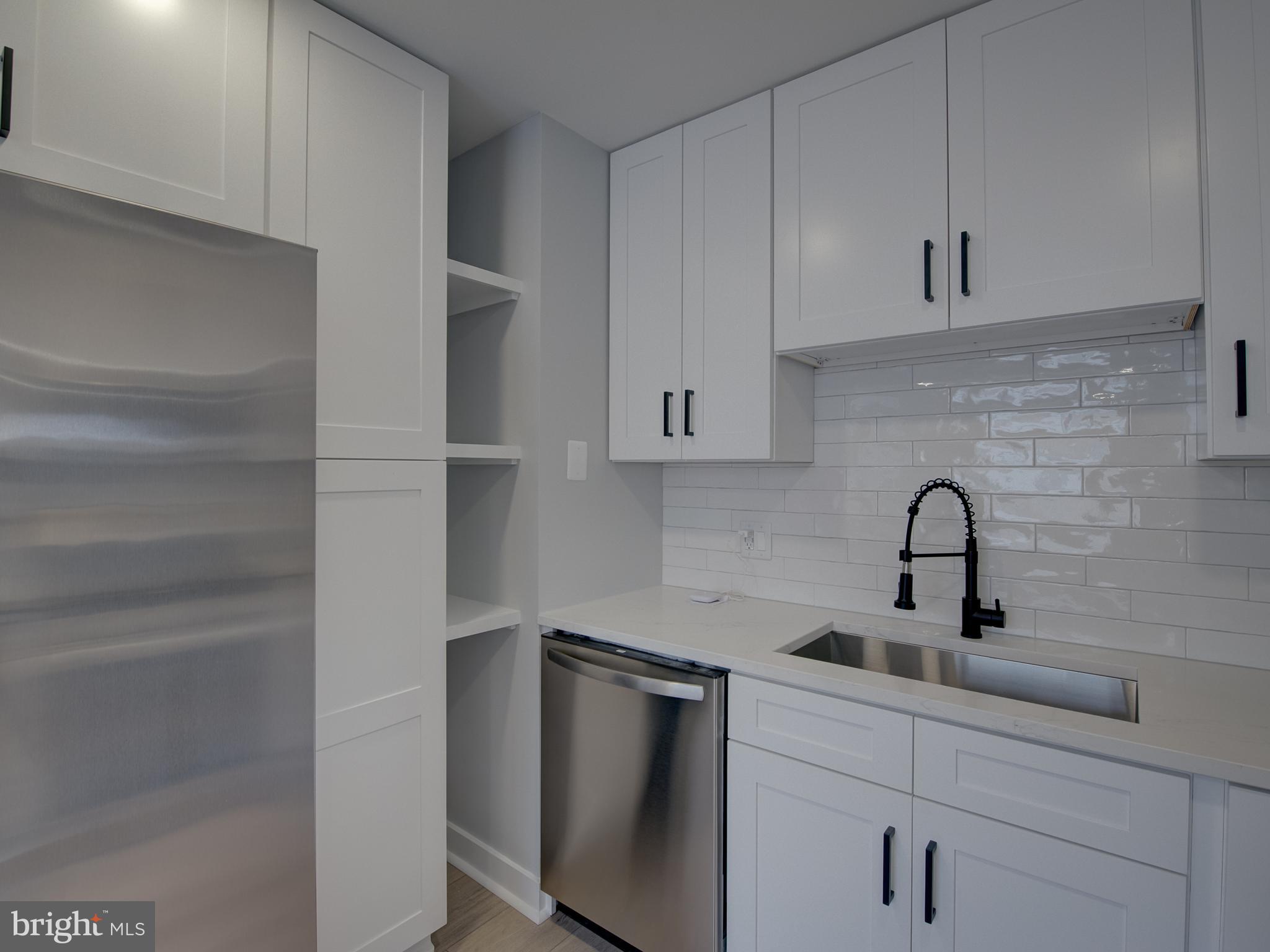 SUBURBIA - Residential