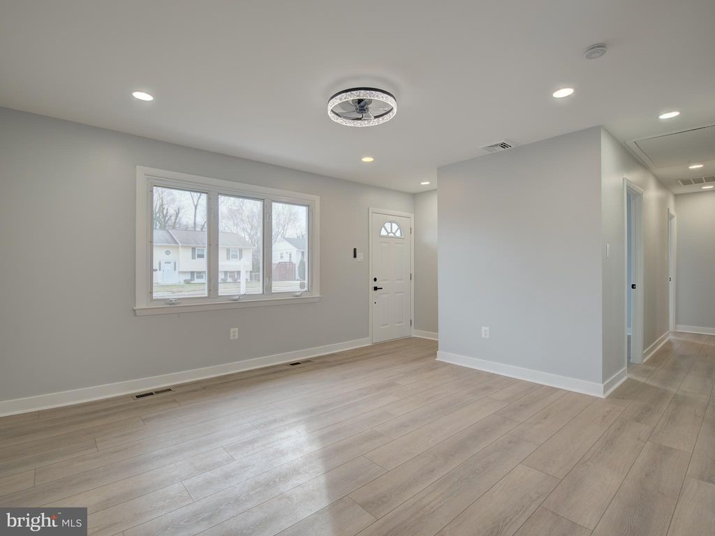 Photo of 208 Parkholme Circle, REISTERSTOWN, MD 21136 (MLS # MDBC2140294)