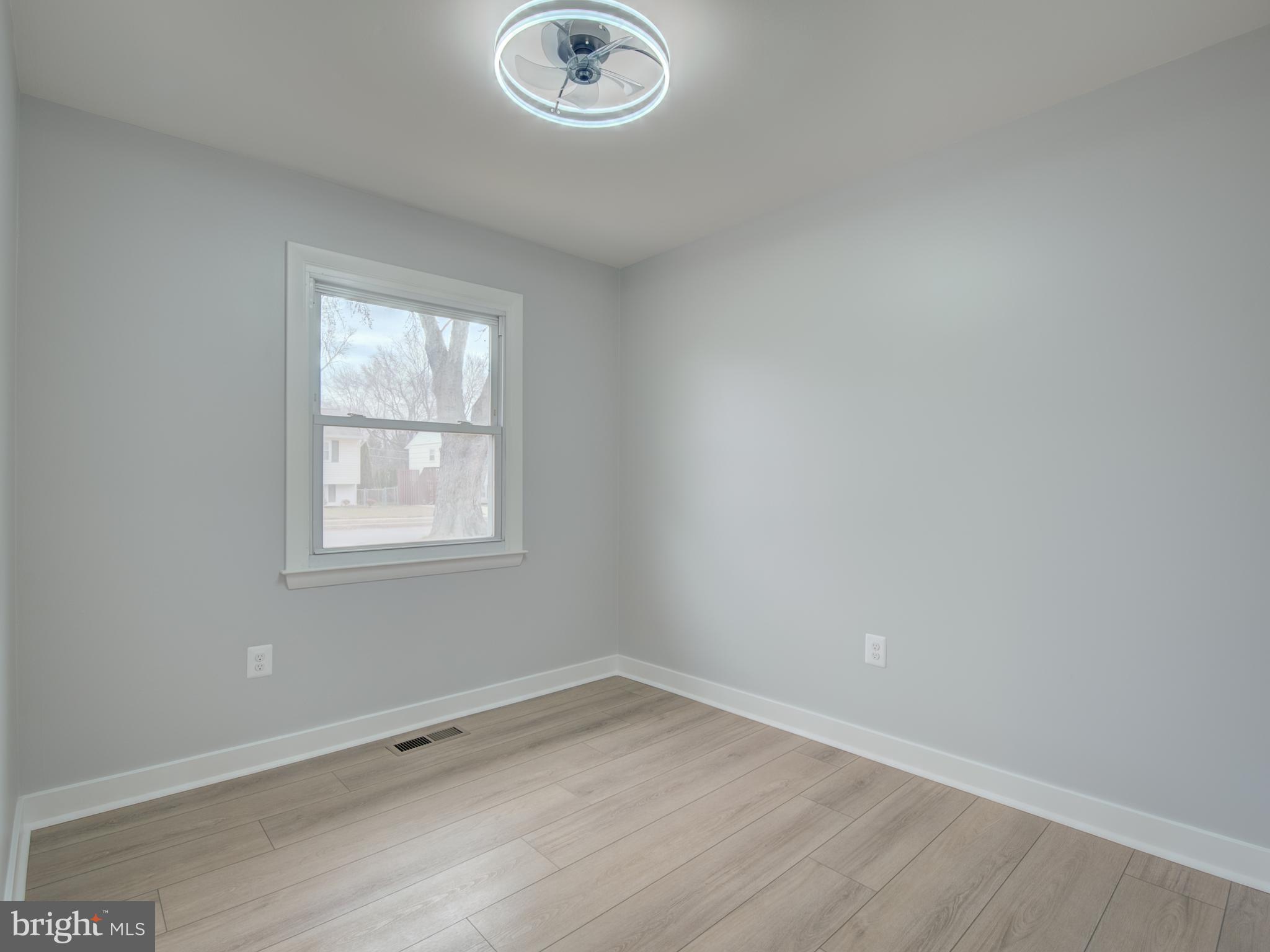 SUBURBIA - Residential