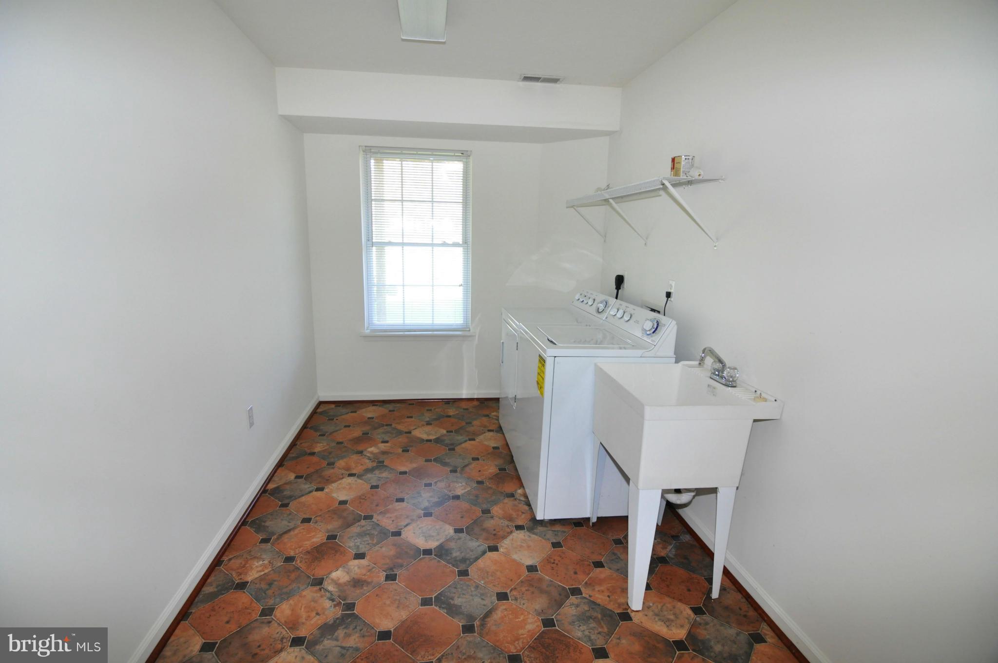 WINDSTONE - Residential