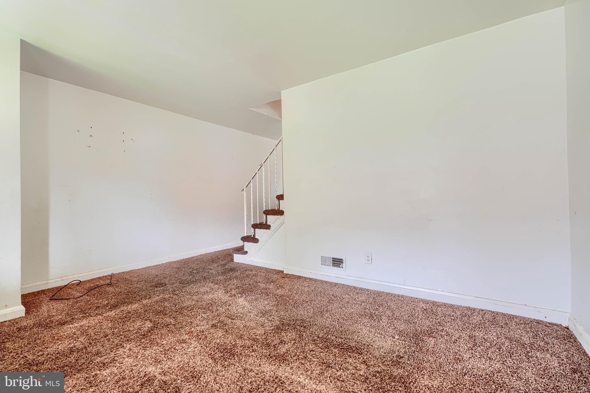 724 MIDDLESEX ROAD