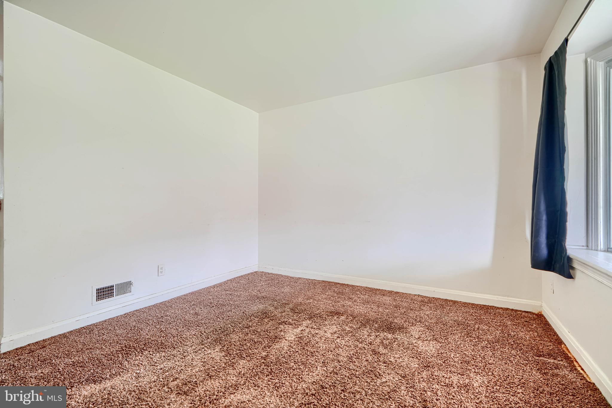 724 MIDDLESEX ROAD