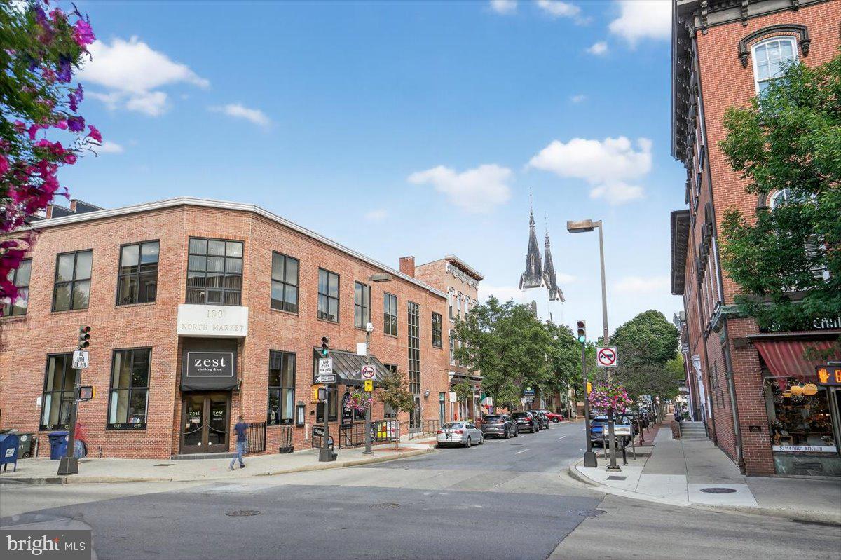 MAXWELL PLACE - Residential