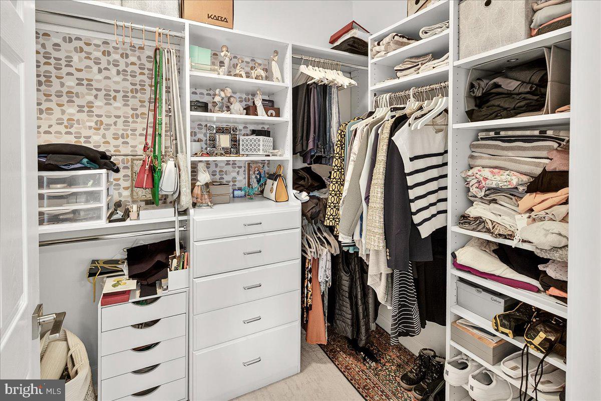 MAXWELL PLACE - Residential