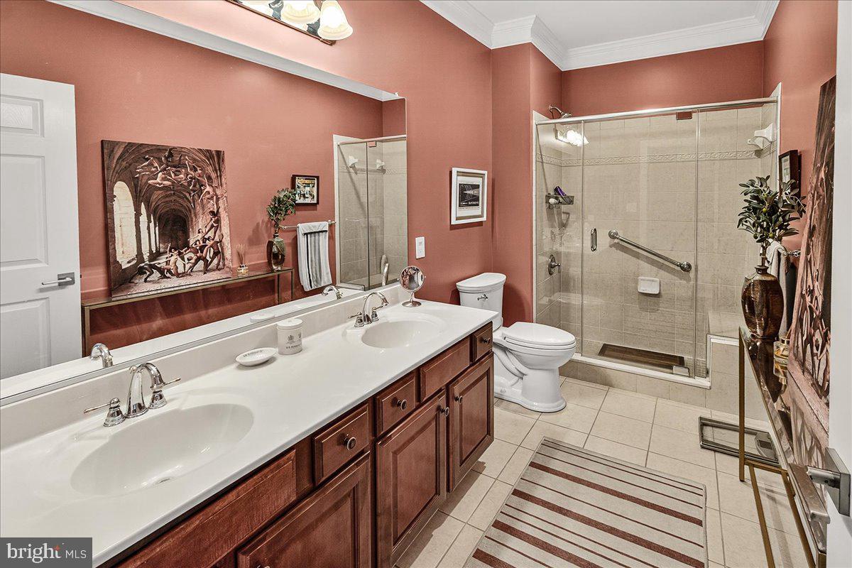 MAXWELL PLACE - Residential