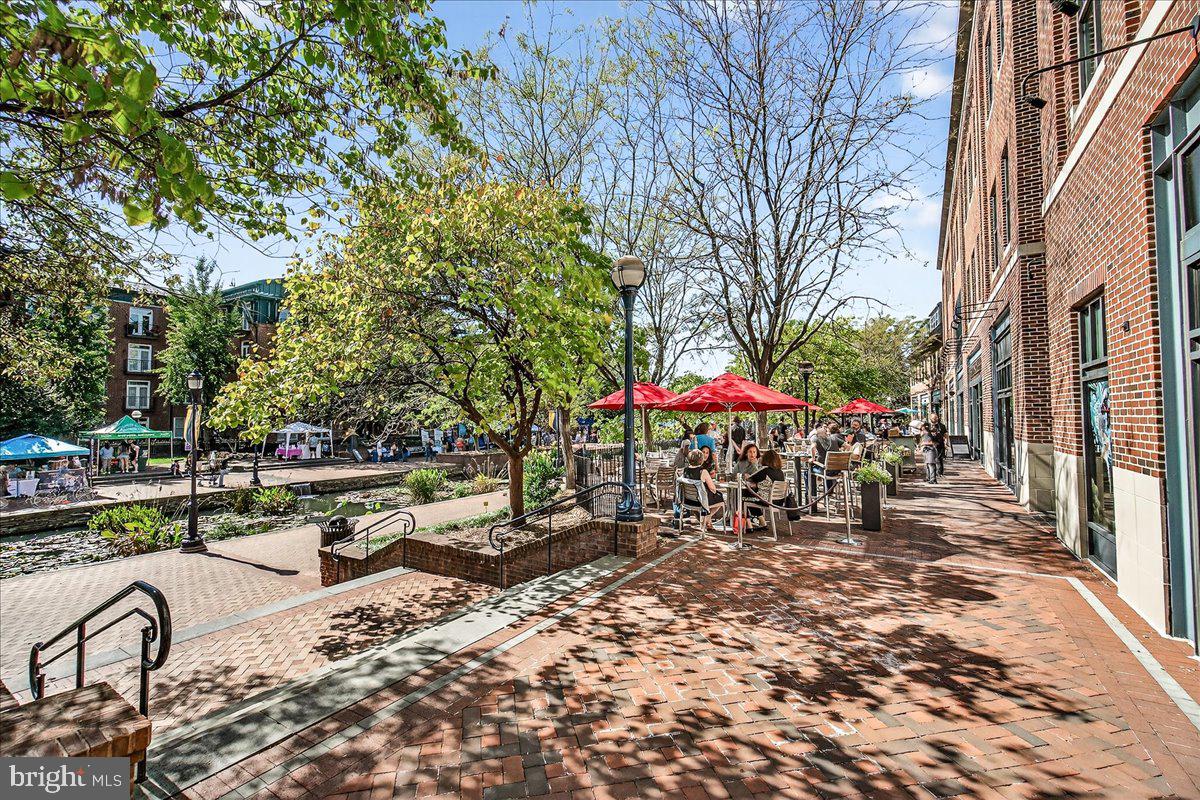 MAXWELL PLACE - Residential