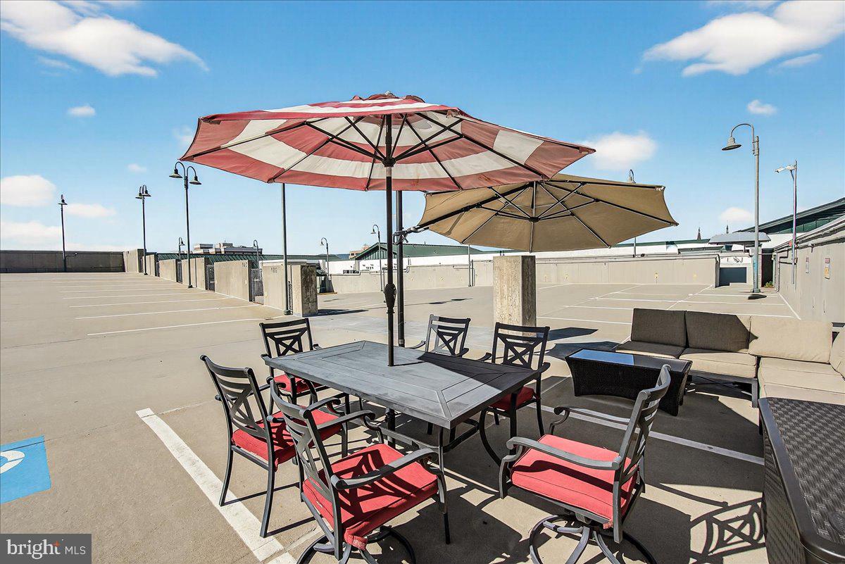 MAXWELL PLACE - Residential