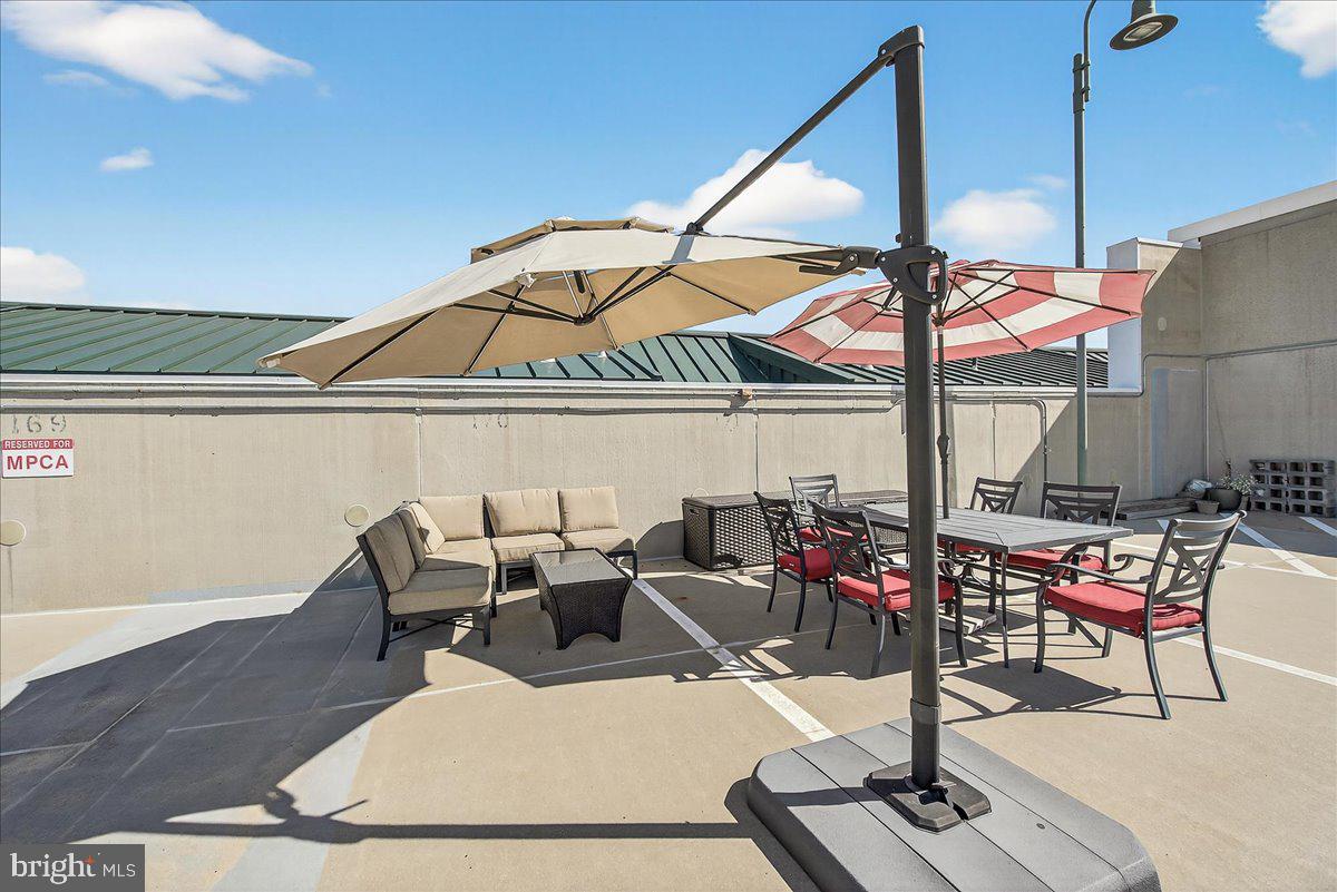 MAXWELL PLACE - Residential