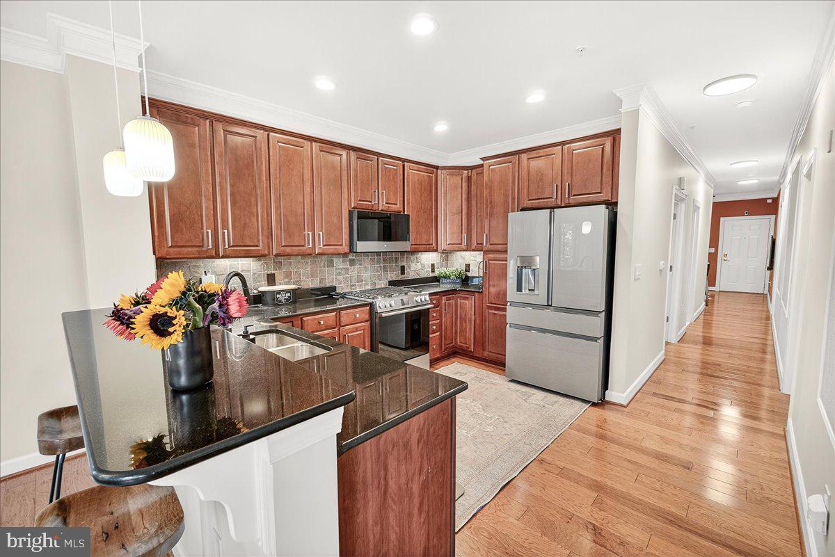 MAXWELL PLACE - Residential