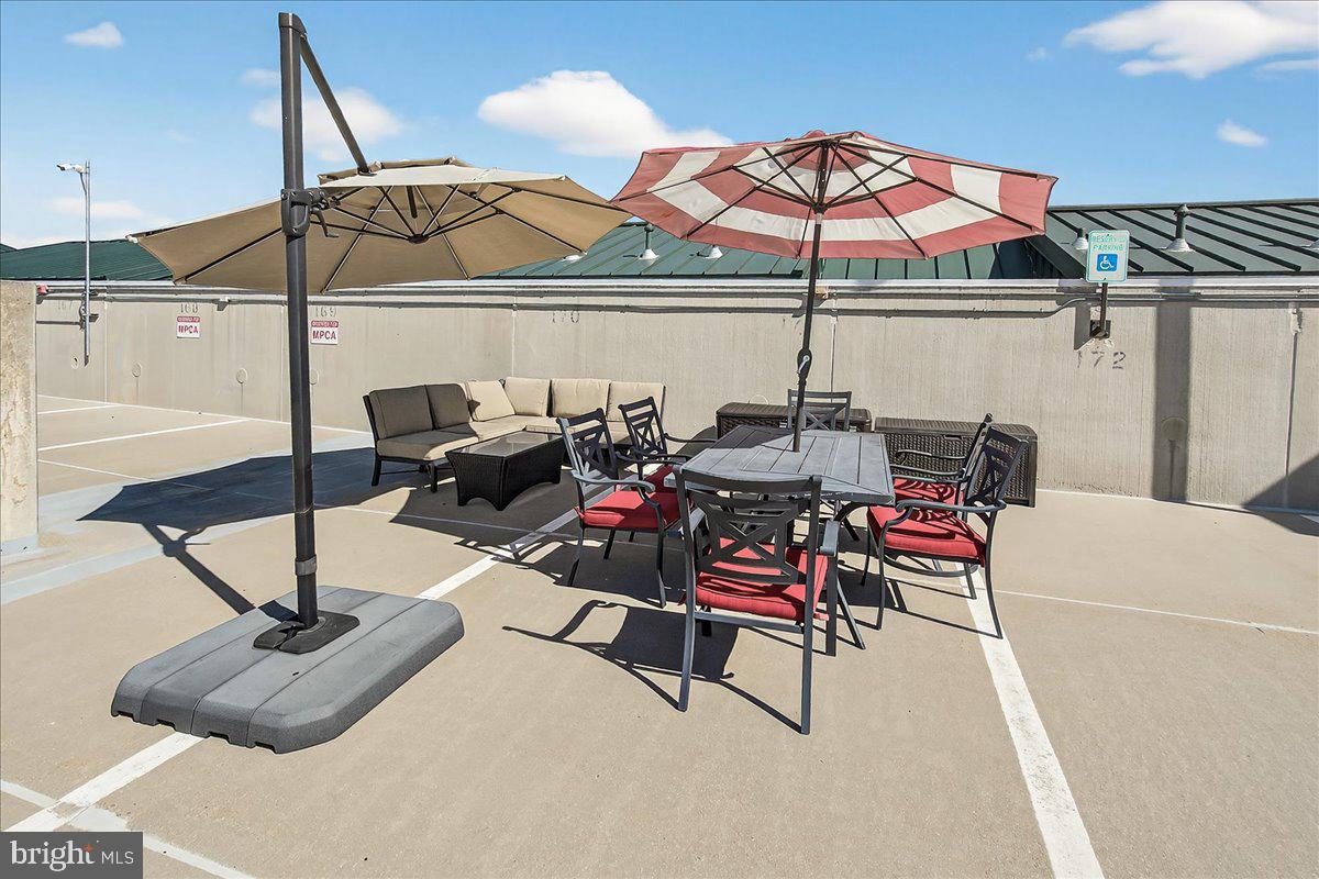 MAXWELL PLACE - Residential