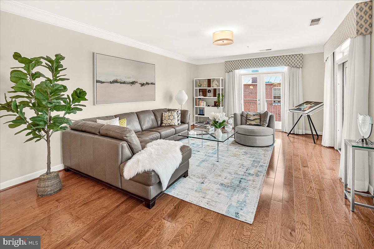 MAXWELL PLACE - Residential