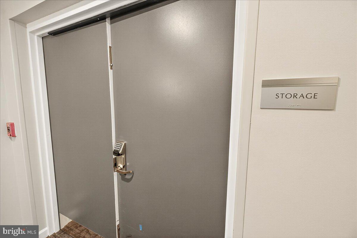 MAXWELL PLACE - Residential