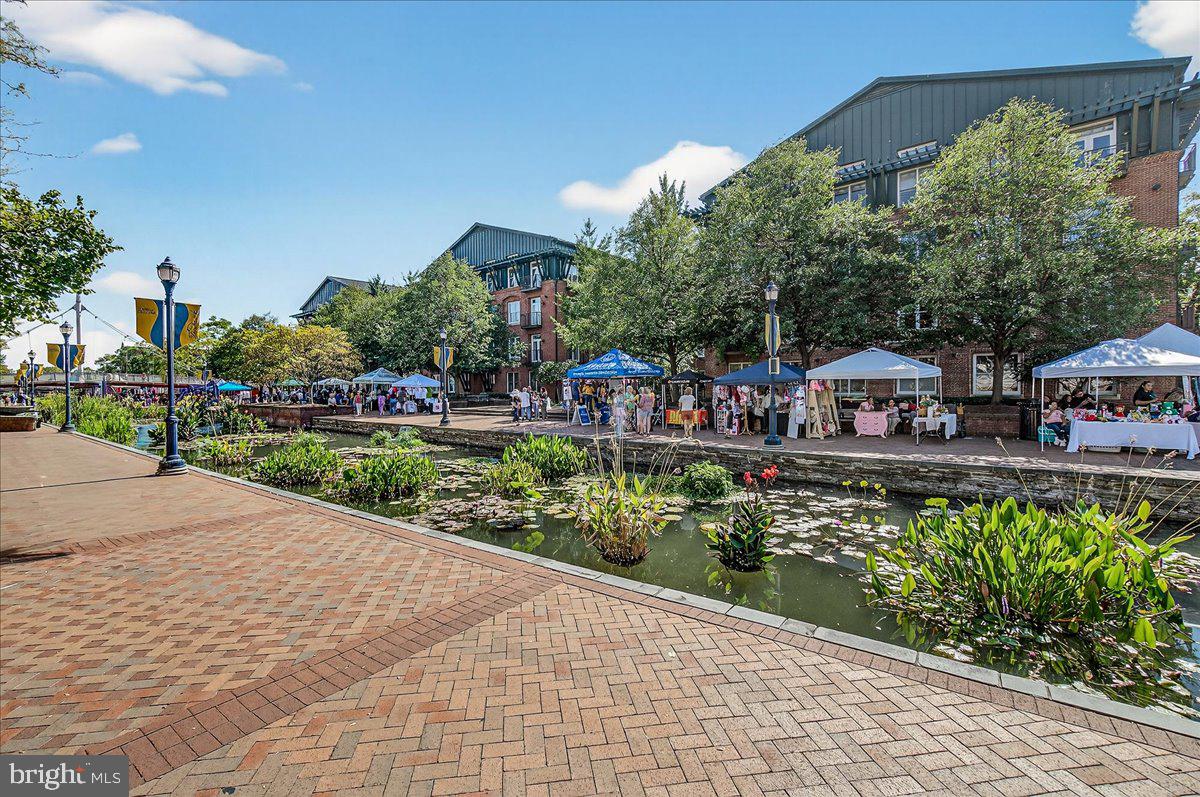 MAXWELL PLACE - Residential