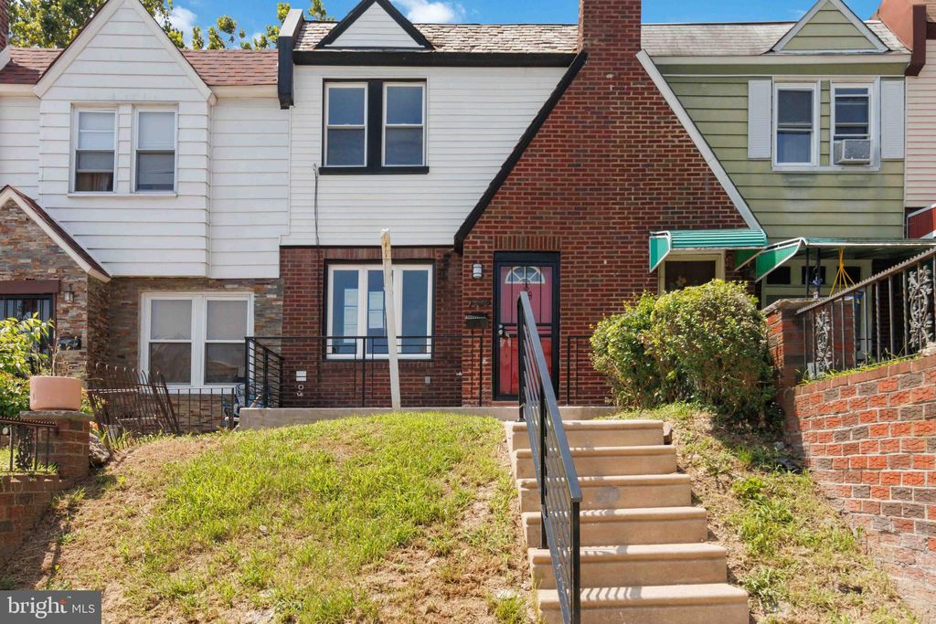 Photo of 7724 Fayette Street, PHILADELPHIA, PA 19150 (MLS # PAPH2540154)