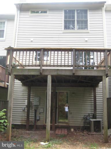 WOODGATE MANOR - Residential Lease